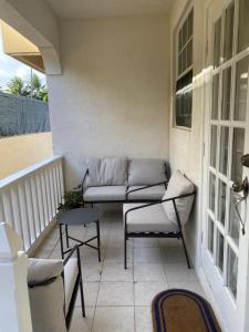 Comfy, Spacious Apartment near the beach