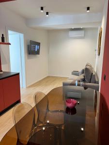 RB Apartments