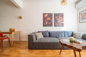 Sunlit Boutique 1 Bedroom Apartment in City Centre