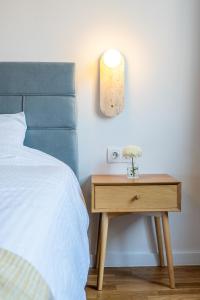 Sunlit Boutique 1 Bedroom Apartment in City Centre