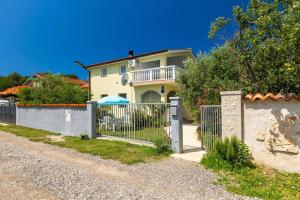 Apartment Mirjana