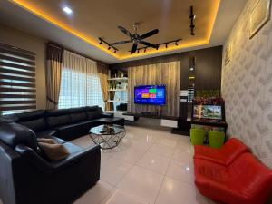 Seri Botani Private Pool Villa 5BR