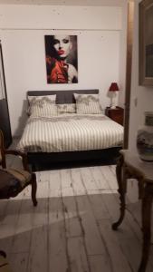 B&B / Chambres d'hotes La longere Des Glycines : photos des chambres