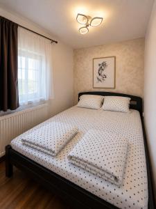 Vasilija Apartment - Cozy, quiet with terrace & spa near Novi Sad, Sremski Karlovci
