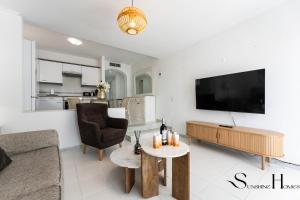 La Cala Sea & Mountain Retreat