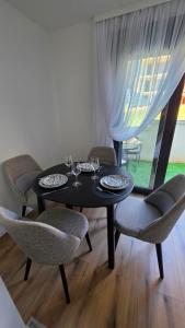 Perlina Apartments
