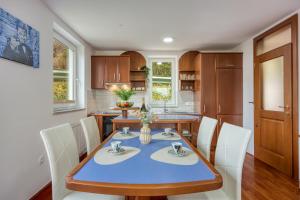 Sunset Gold Apartment Portoroz Free Parking - Happy Rentals