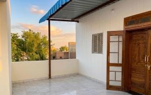 Bikana 1BHK