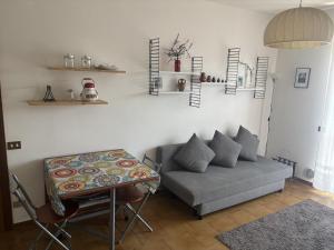 Como Lake flat in magic garden