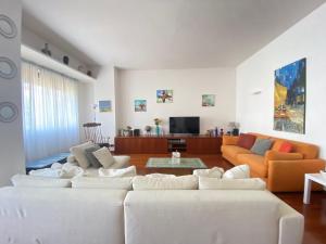 Milano Darsena Apartment, 6 guests, 2 BDR, TOP NEIGHBORHOOD, Navigli, By HouseinMilano