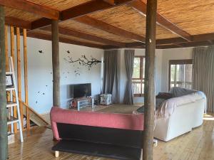 Elephant Island River House