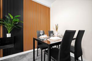 Stylish Apartment - Sleeps 4 - City Centre - Netflix - Parking 5BW