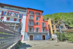76 The Lake House - Lugano