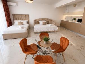 LUXURY RESIDENCE Apartments & Studio