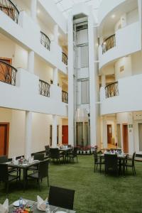 Hotel Phoenix Koregaon Park