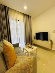 Somerset Suites