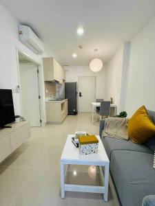 Somerset Suites