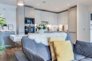Modern apartment, sleeps 6, Belfast city centre