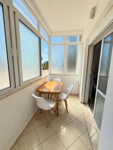 Cozy Triple Apartment Vlore