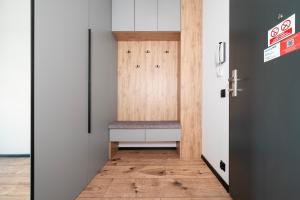 Kopcińskiego Deluxe Studio by BookingHost