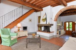Francigena Apartments