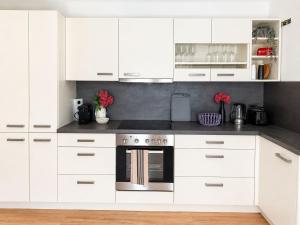 Aparthaus Dittelbach by Faraway Homes