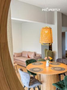 Sunset & Sea Family Apartment