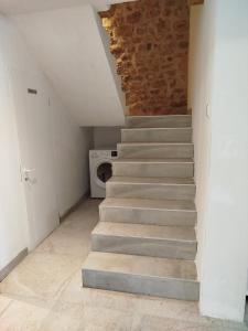 Loparina House