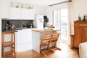 Duplex with balcony in Saint-Ouen