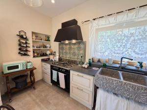 Arola Rustic Retreat