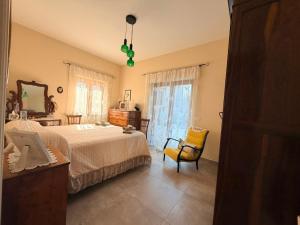 Arola Rustic Retreat