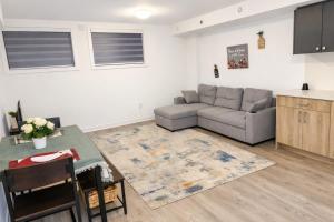 Private and cozy basement in prime location