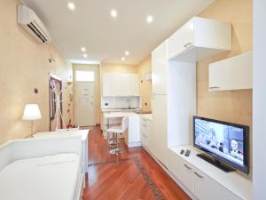 Leylah Apartment
