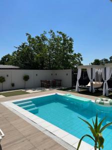 La Mirage