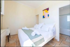 Penthouse sea view and pool A C 6P– Cannes