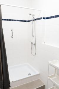 Apartment with 5 beds & two rooms in the centre
