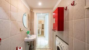 A Casa di Eli by Rentbeat