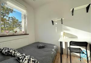 Manhattan Room - Peaceful Retreat, 10 Minutes to Gdańsk Old Town & Seaside