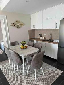 ALTA Collection SeaView Apartment