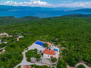 Luxury Villa GLABROVA with pool, jacuzzi and sauna