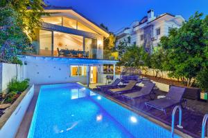 TEKCE Villa Knight Island N27