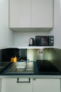 LYNA Home - Gold
