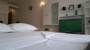 Split Terrace & Free Parking Studio