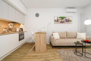 Urban Apartments - Mennica Residence - Great Location&3
