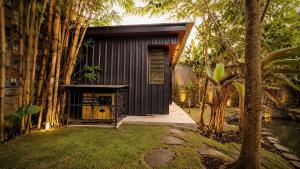 Audis Cabin Jogja in Merapis Foothills