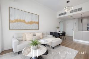 LUX The Silverene Marina View Suite 5