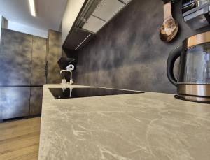Amazing Apartment Split
