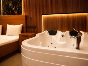 Palmiye Suite Hotel Bakirkoy City Center