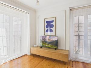 1BR w AC – Alfama, Ideal for Long Stays | By Airnest