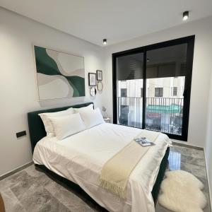 NEW Casablanca City Center private parking